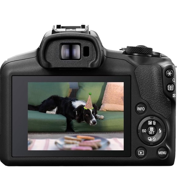 Canon EOS R100 Mirrorless Camera RF-S18-45mm - Picture 4 of 16